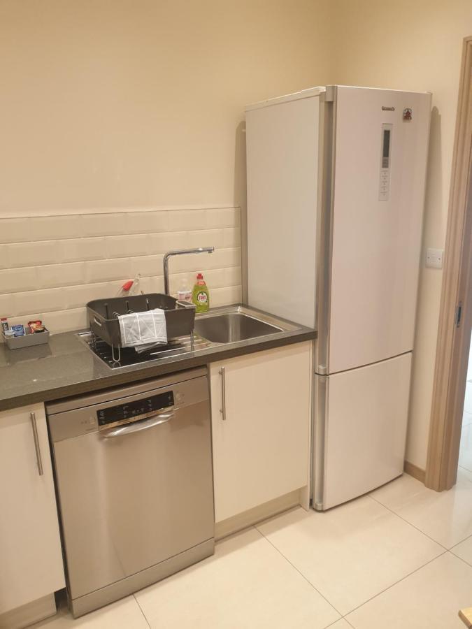 London Luxury Apartments 4 Min Walk From Ilford Station, With Free Parking Free Wifi Ngoại thất bức ảnh