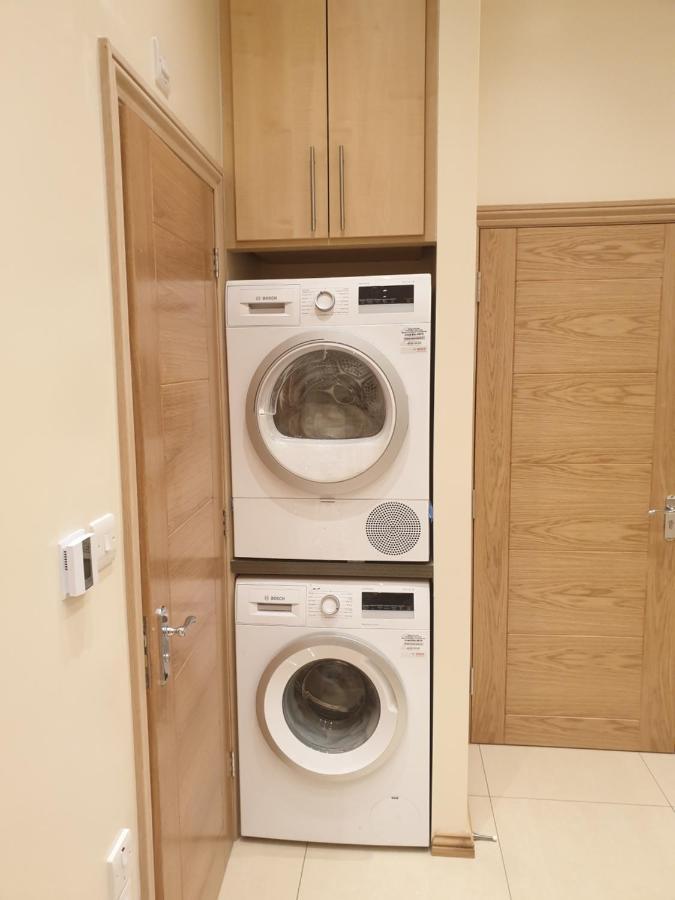 London Luxury Apartments 4 Min Walk From Ilford Station, With Free Parking Free Wifi Ngoại thất bức ảnh