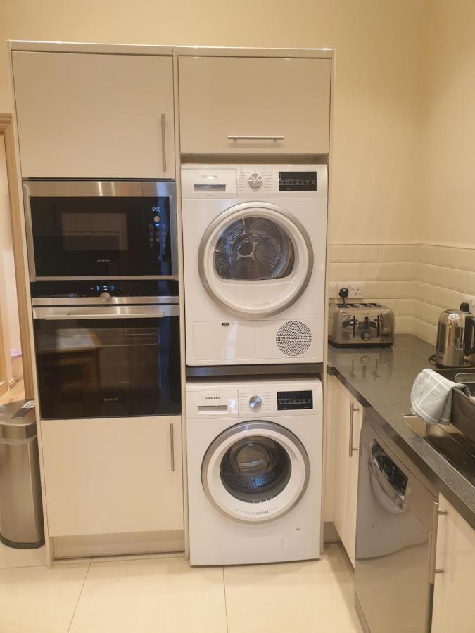 London Luxury Apartments 4 Min Walk From Ilford Station, With Free Parking Free Wifi Ngoại thất bức ảnh